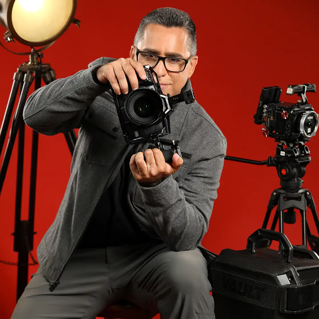 producciondevideospr_george_vazquez_cognet_con_camara